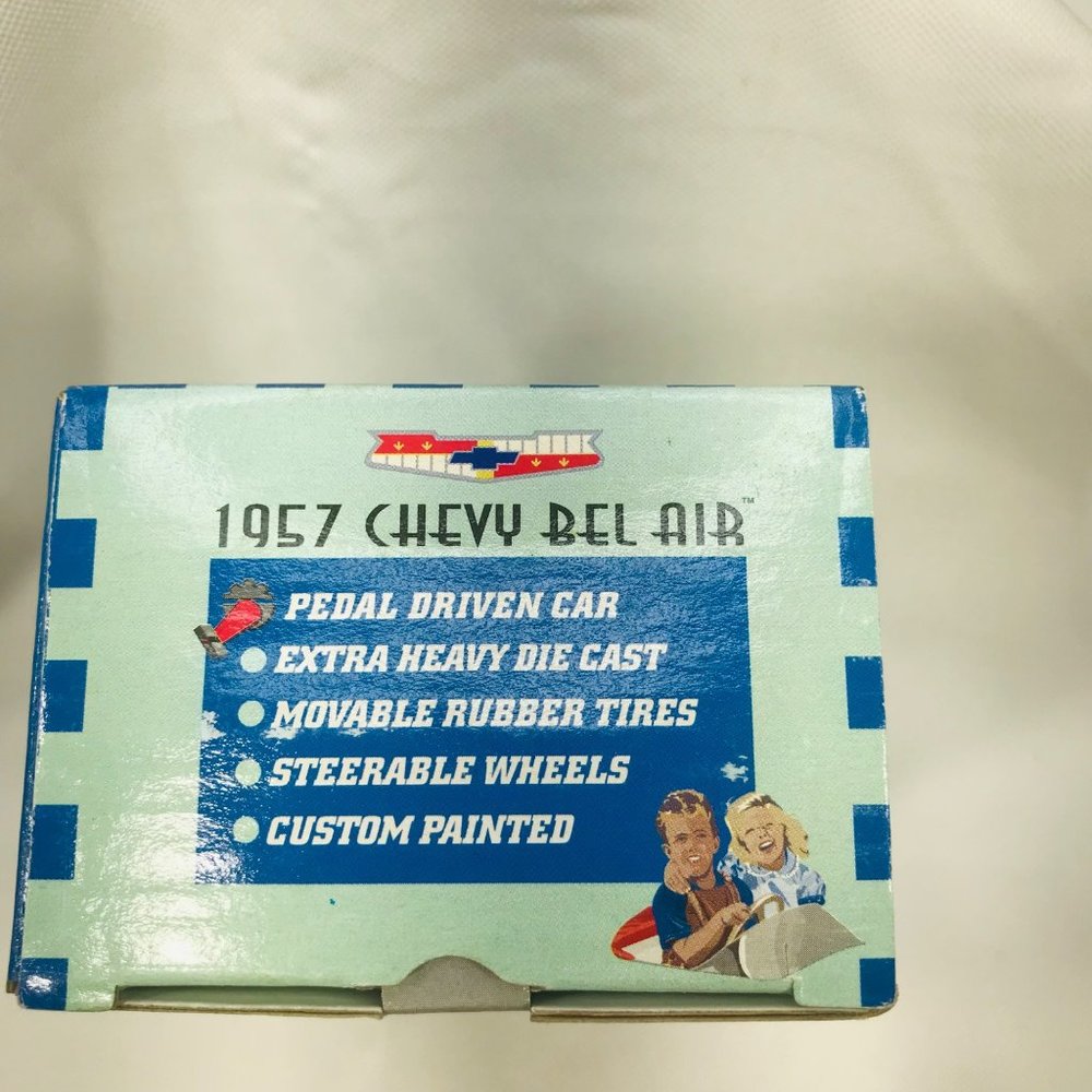 Gearbox 1997 Vintage 1957 Chevy Bel Air Convertible Serial #05362 Pedal Car New - Picture 6 of 10
